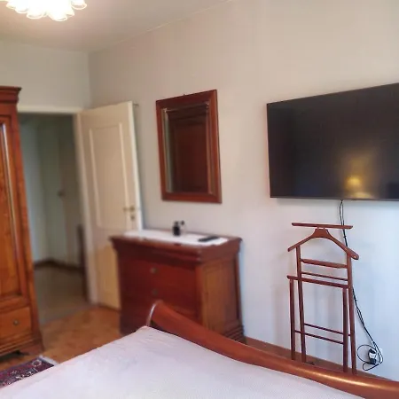 Spacious 2 Bedroom In Apartment Geneva