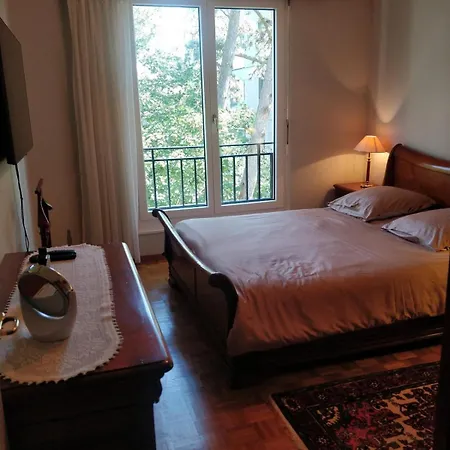 Apartment Spacious 2 Bedroom In *