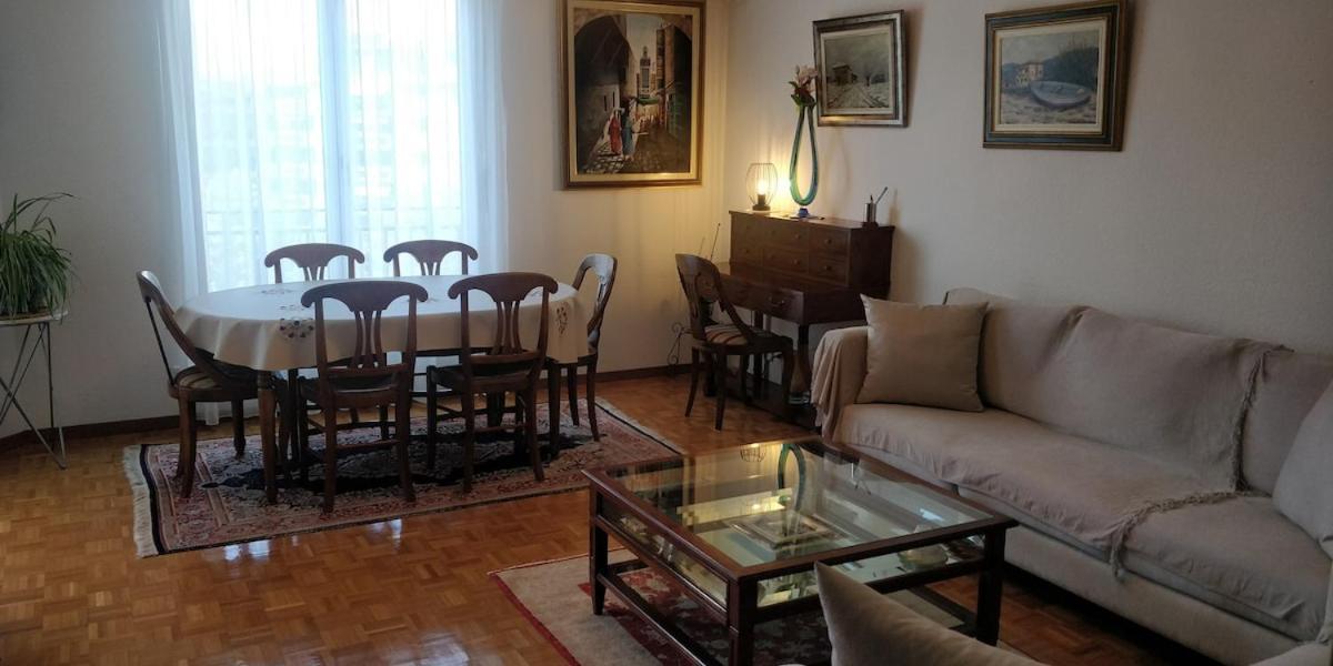 Spacious 2 Bedroom In *