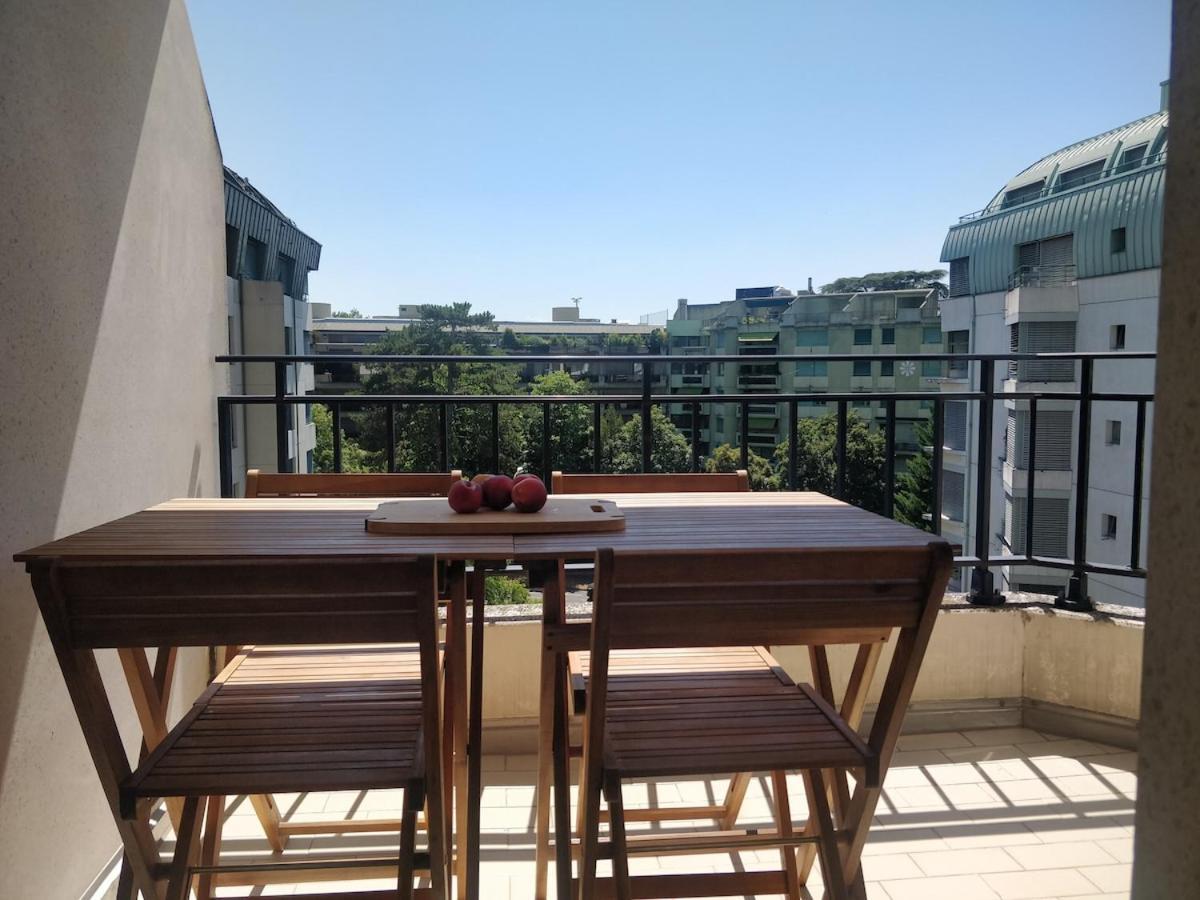 Spacious 2 Bedroom In Appartement *