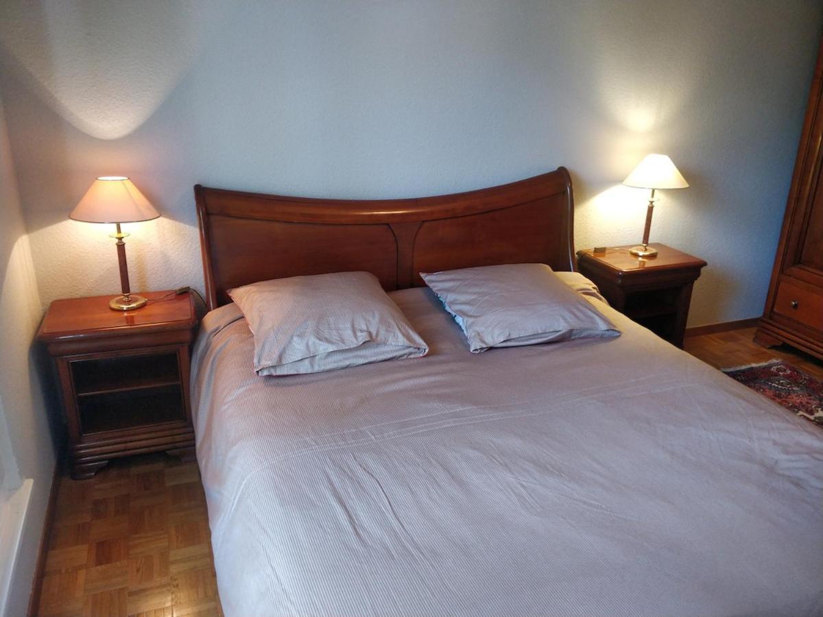 Spacious 2 Bedroom In * Genève